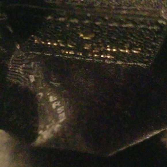 Handbag - Picture 3 of 8